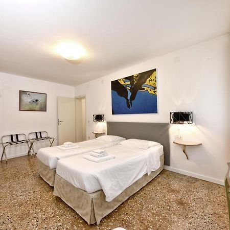 True Venice 2 Bedrooms In The Heart Of Castello Венеція Екстер'єр фото