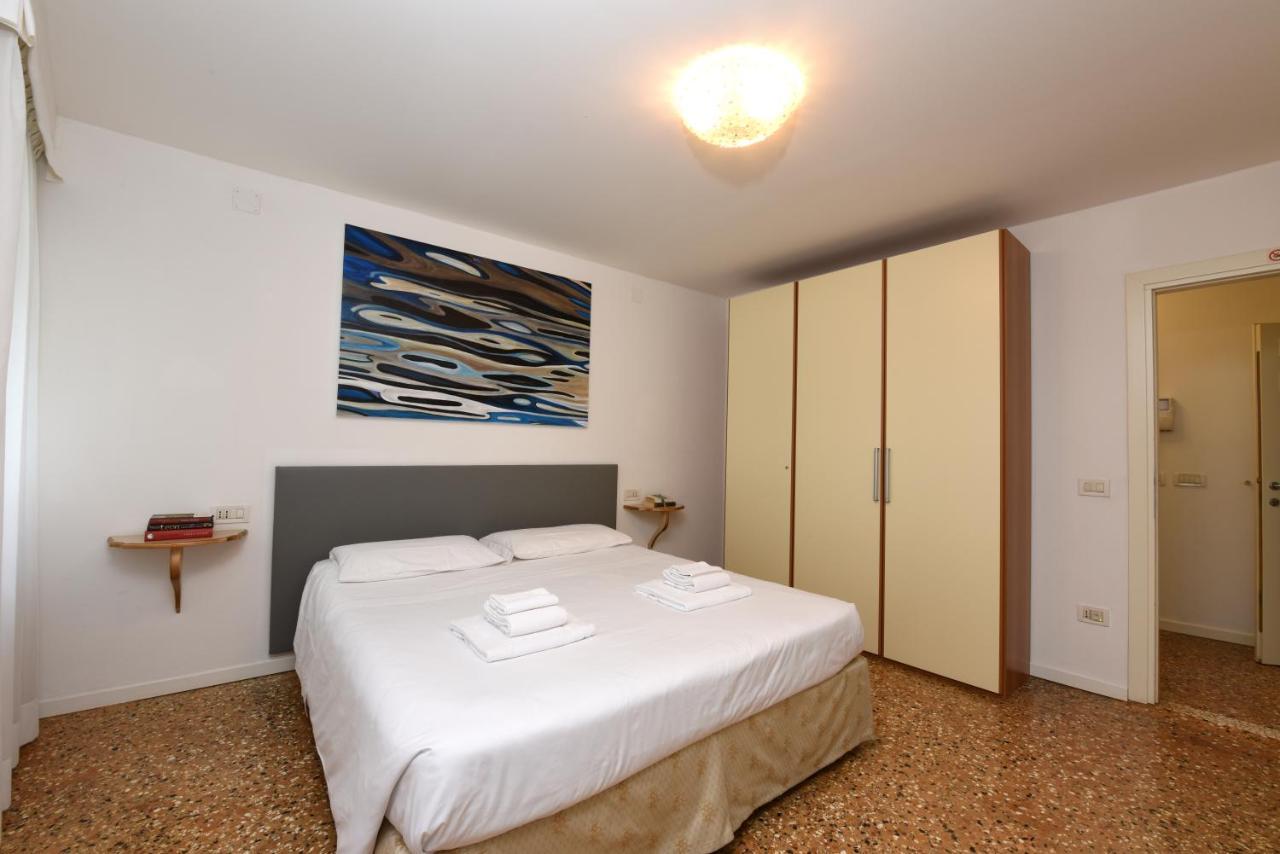 True Venice 2 Bedrooms In The Heart Of Castello Венеція Екстер'єр фото
