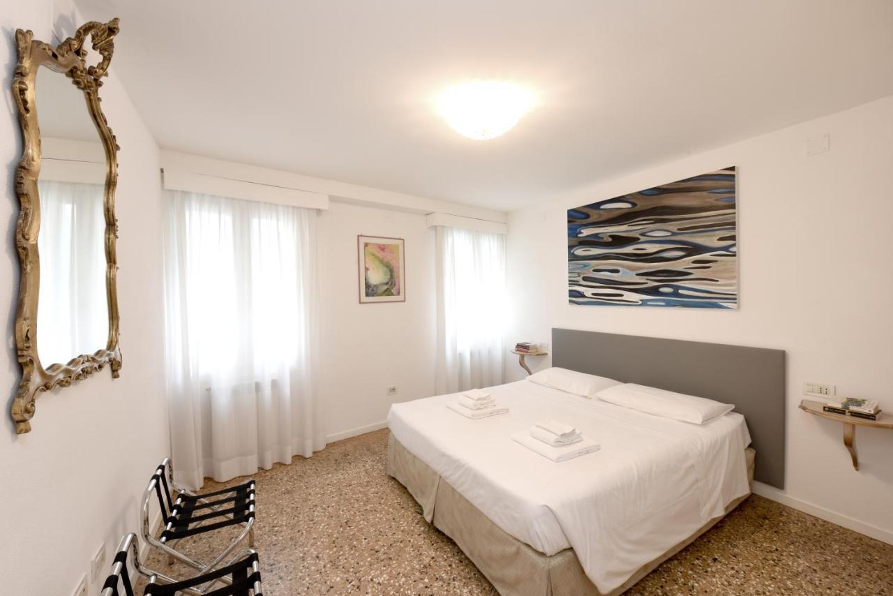 True Venice 2 Bedrooms In The Heart Of Castello Венеція Екстер'єр фото